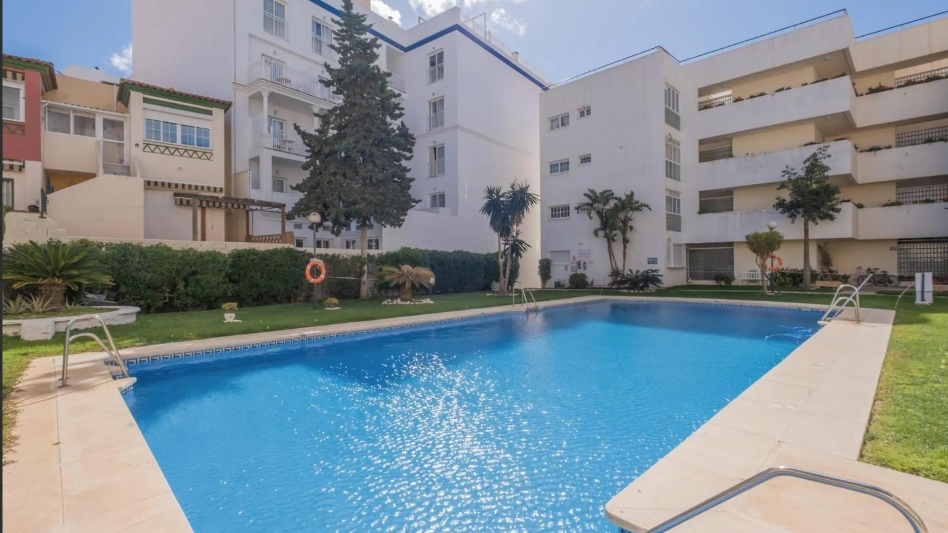 公寓 5 Chaparil Beach, Flat 3 With Sea Views 内尔哈 西班牙