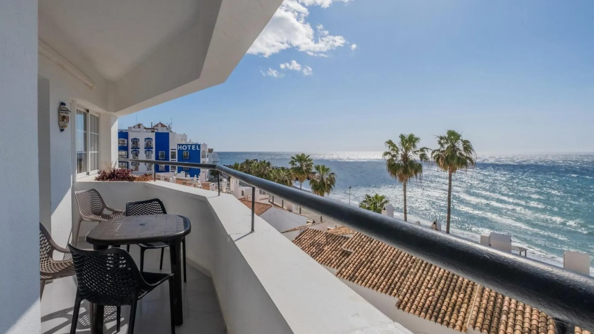 公寓 5 Chaparil Beach, Flat 3 With Sea Views 内尔哈